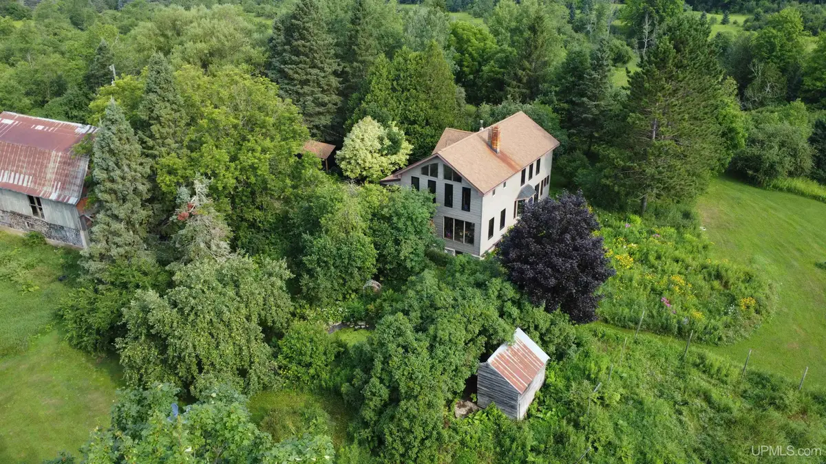 5720 N Jarvinen, Eben Junction, MI 49825 - #1