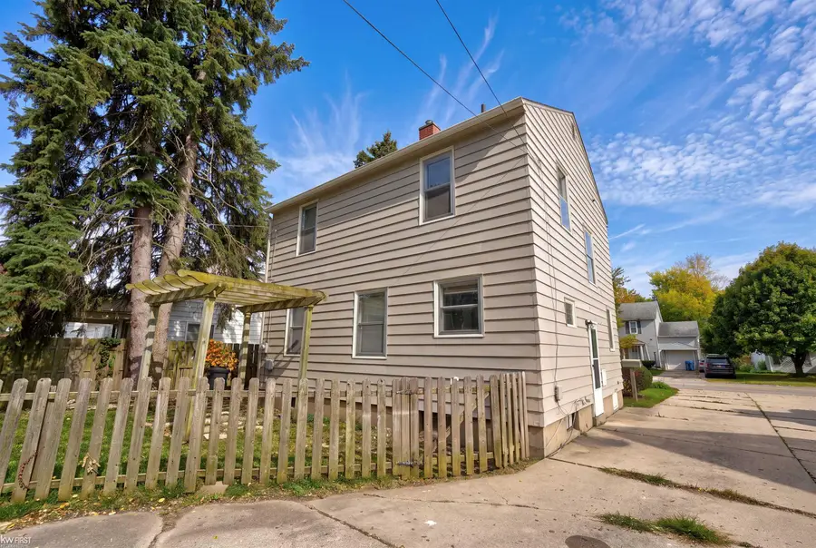 217 S Franklin, Flint, MI 48503 - #3