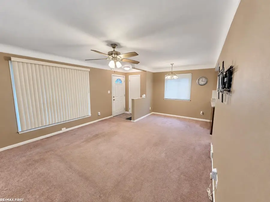 25146 Ronald, Roseville, MI 48066 - #2