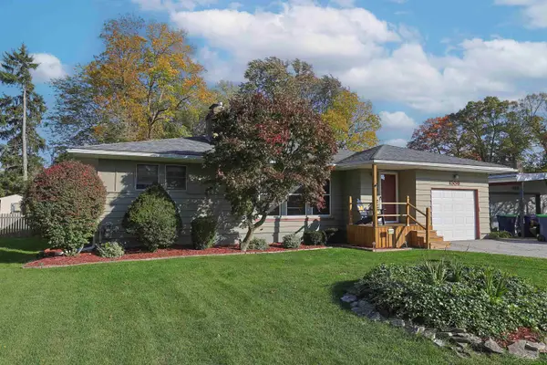 1556 Wilson, Saginaw, MI 48638