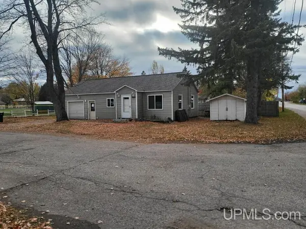 816 E Breitung, Kingsford, MI 49802