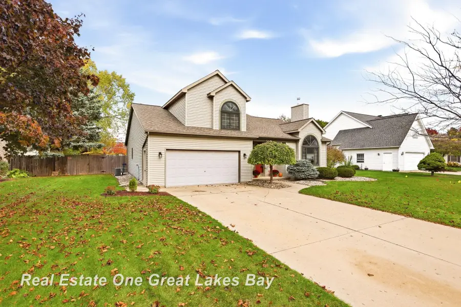 6852 Vista, Saginaw, MI 48603 - #2