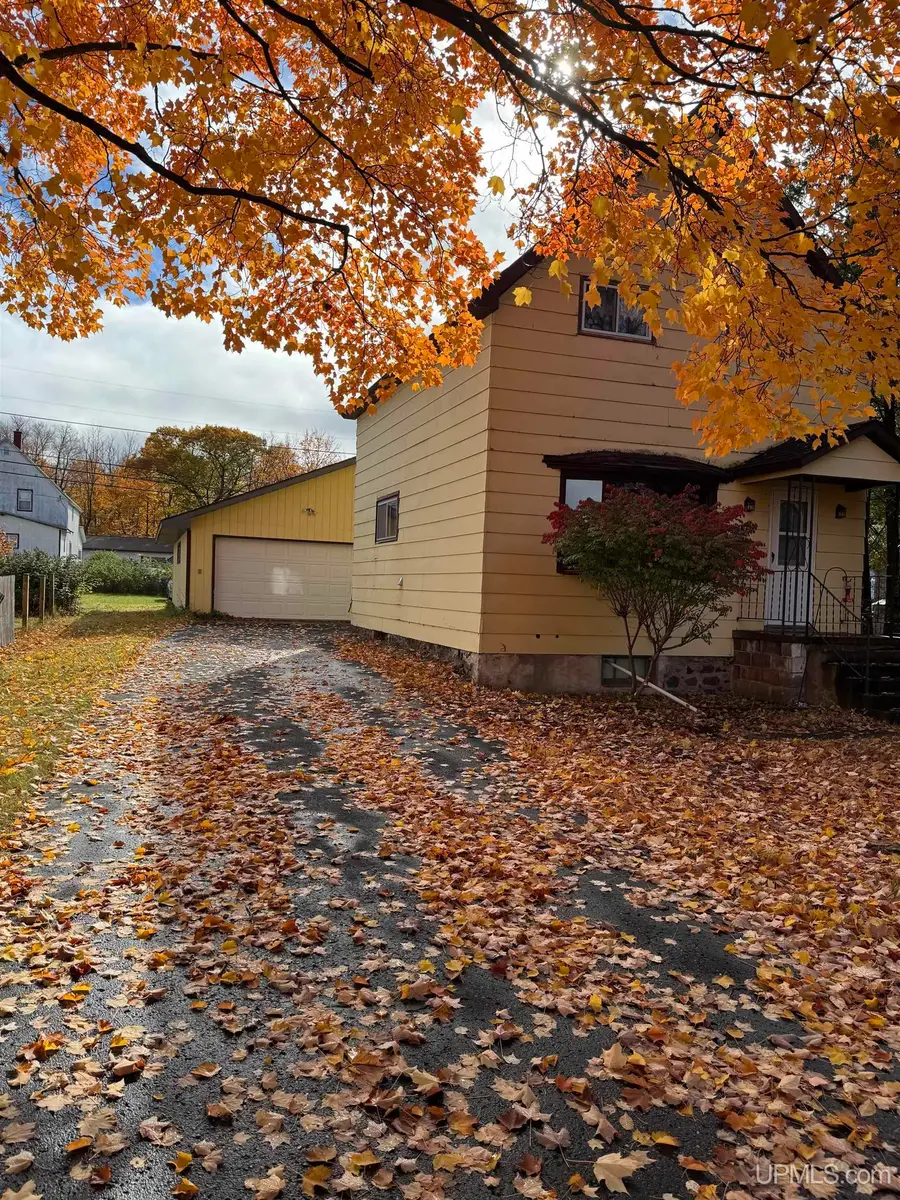 46494 Main, Dodgeville, MI 49921 - #3