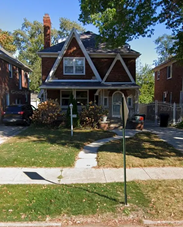 17156 Woodingham, Detroit, MI 48221
