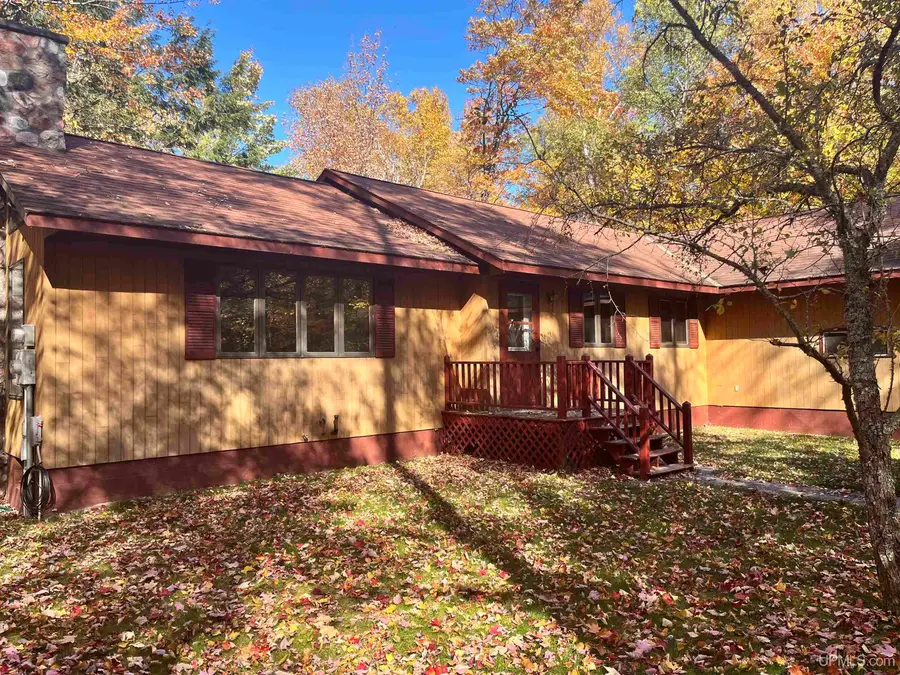 18820 Lakeshore, Ontonagon, MI 49953 - #3