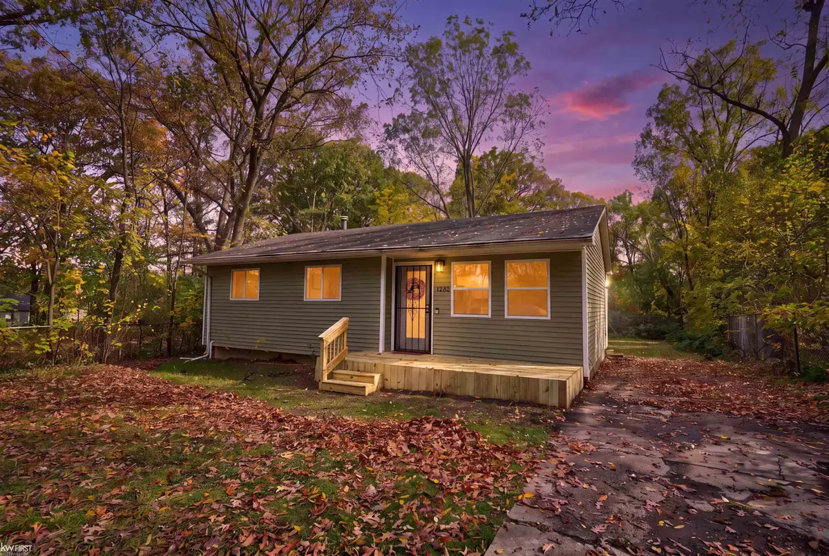1282 W Cass, Flint, MI 48505 - #1
