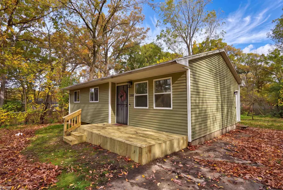 1282 W Cass, Flint, MI 48505 - #3