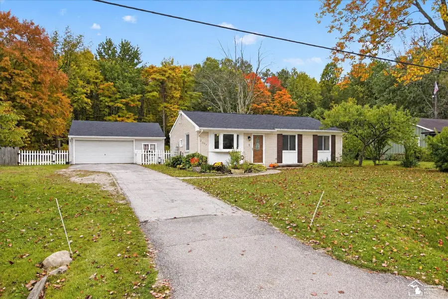 2695 Thunderbird, Lambertville, MI 48144 - #3