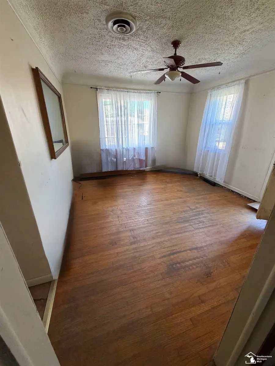 14837 Monroe, Flat Rock, MI 48134 - #2