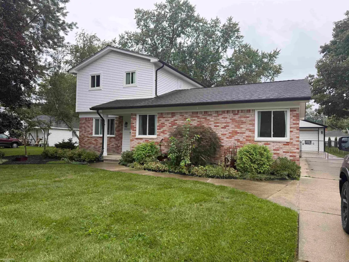 24050 Lakewood, Saint Clair Shores, MI 48082 - #1