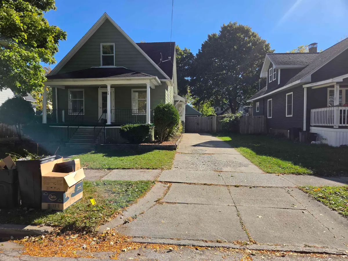 120 S Alexander, Saginaw, MI 48602 - #1