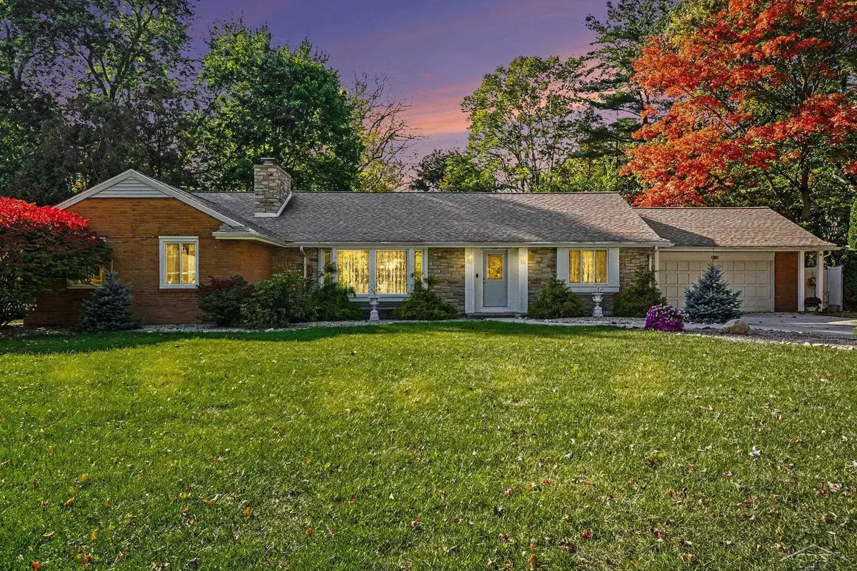 303 Superior, Saginaw, MI 48602 - #1