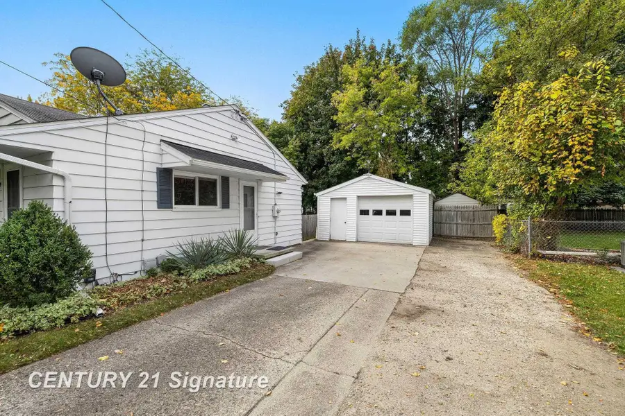 3389 Meyer, Saginaw, MI 48603 - #2