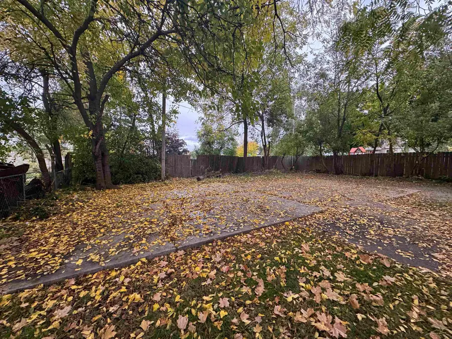 1014 S Michigan, Saginaw, MI 48602 - #2