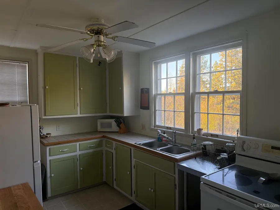 E5122 Sunset, Ironwood, MI 49938 - #2