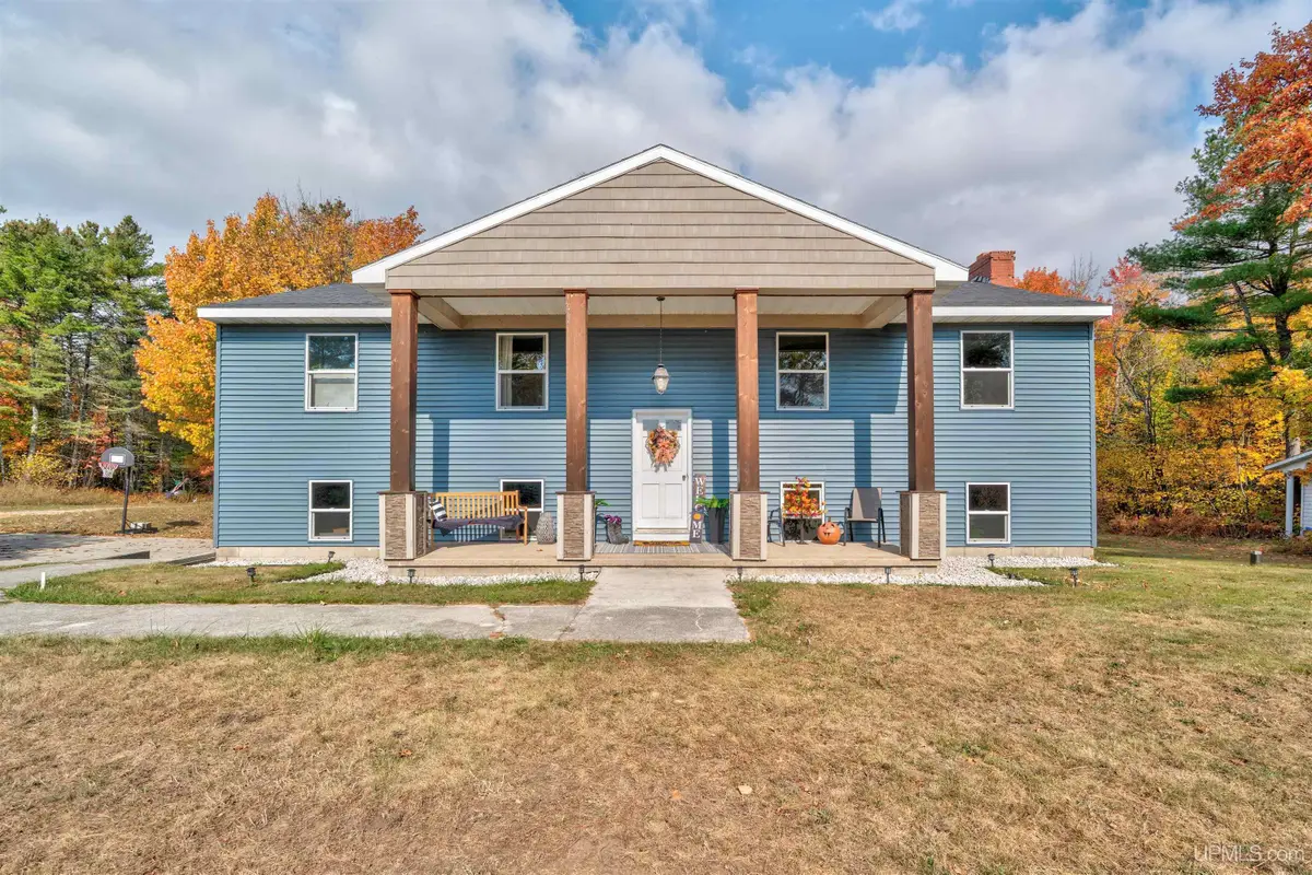6408 W Glenwood, Manistique, MI 49854 - #1
