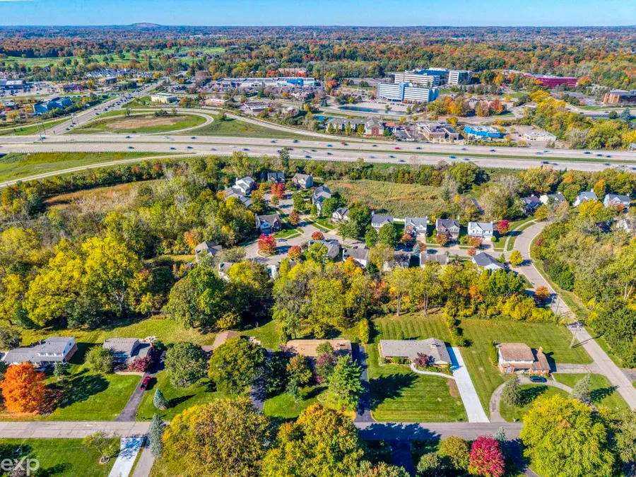 21017 Westfarm, Northville, MI 48167 - #2