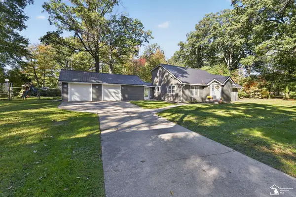 8161 Webster, Lambertville, MI 48144