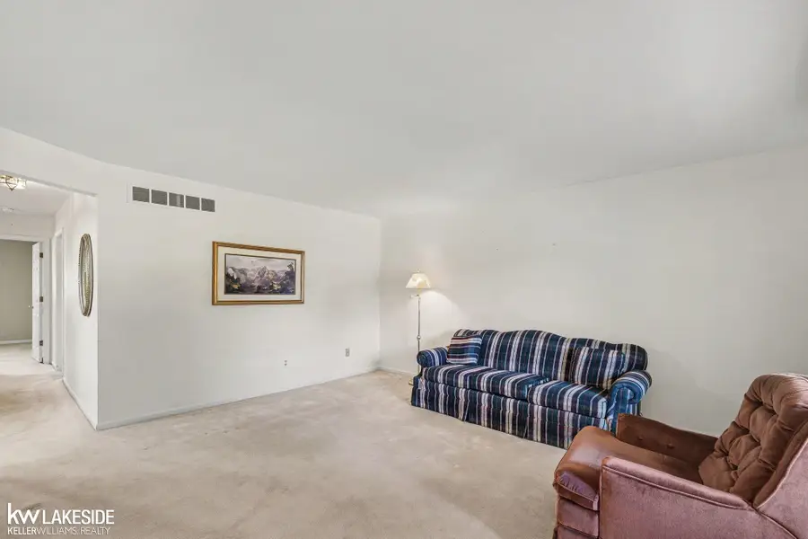 41695 Berly, Clinton Township, MI 48038 - #2