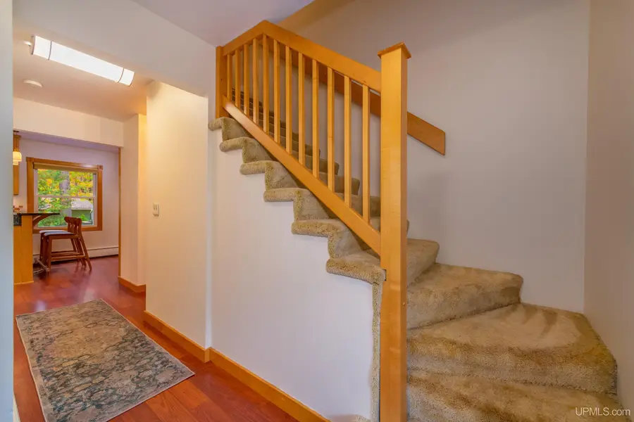 19 Elder, Marquette, MI 49855 - #2