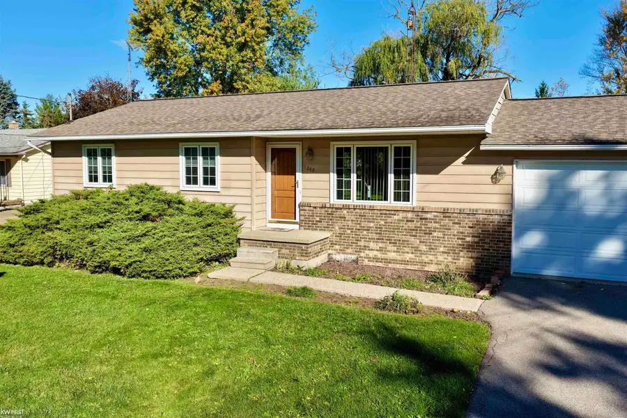 1246 W Grand Blanc, Grand Blanc, MI 48439 - #2
