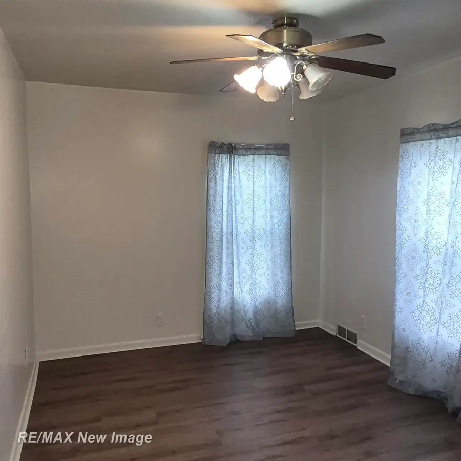 1441 Maine, Saginaw, MI 48602 - #2