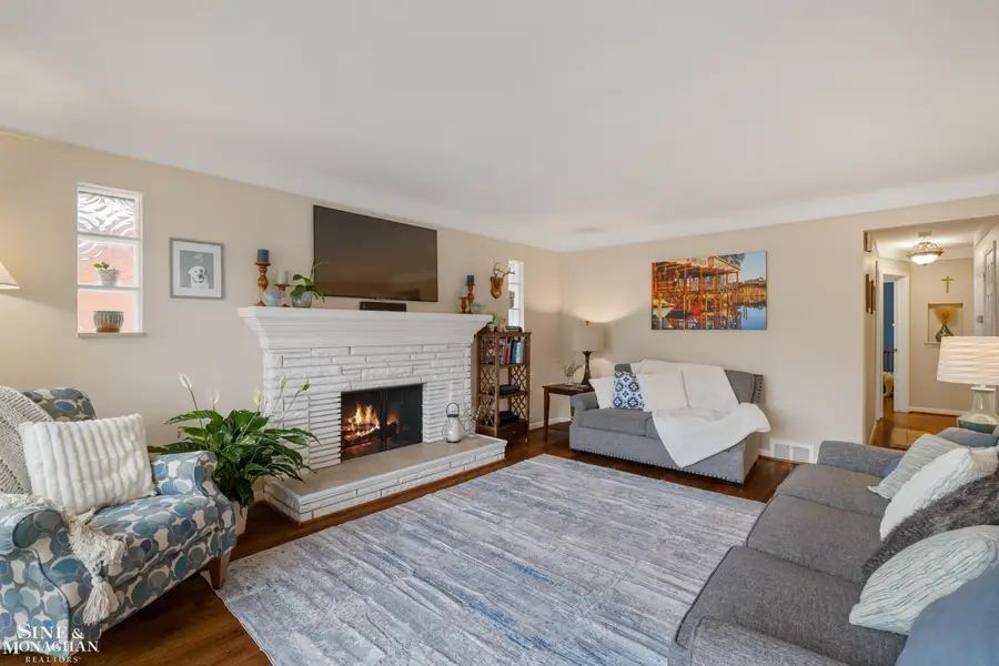 23118 Greencrest, Saint Clair Shores, MI 48080 - #3