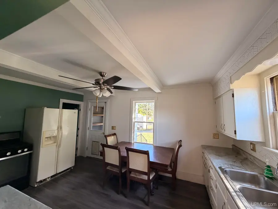 1219 S Kimberly, Iron Mountain, MI 49801 - #3