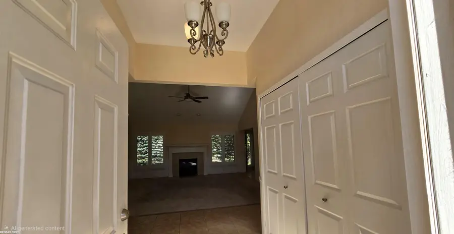 15619 Trafalgar Dr, Macomb, MI 48044 - #2