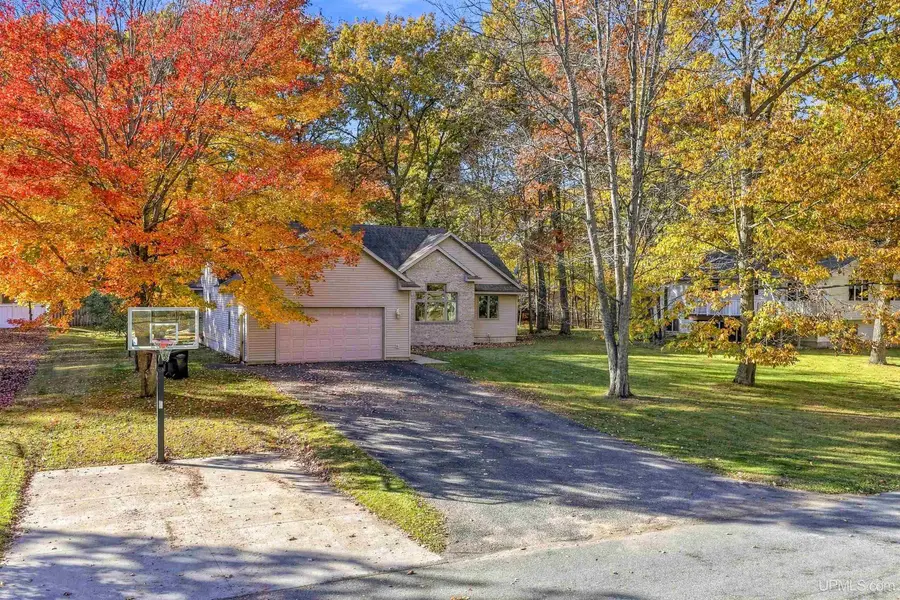 25 Sandy, Gladstone, MI 49837 - #3