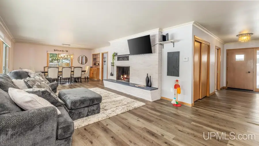 1400 W B, Iron Mountain, MI 49801 - #3