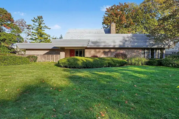 820 Canterbury, Saginaw, MI 48638