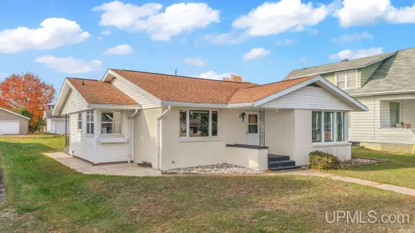 1252 S Kimberly, Iron Mountain, MI 49801