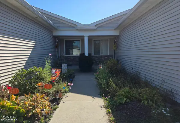 877 Crystal Lane, Marysville, MI 48040