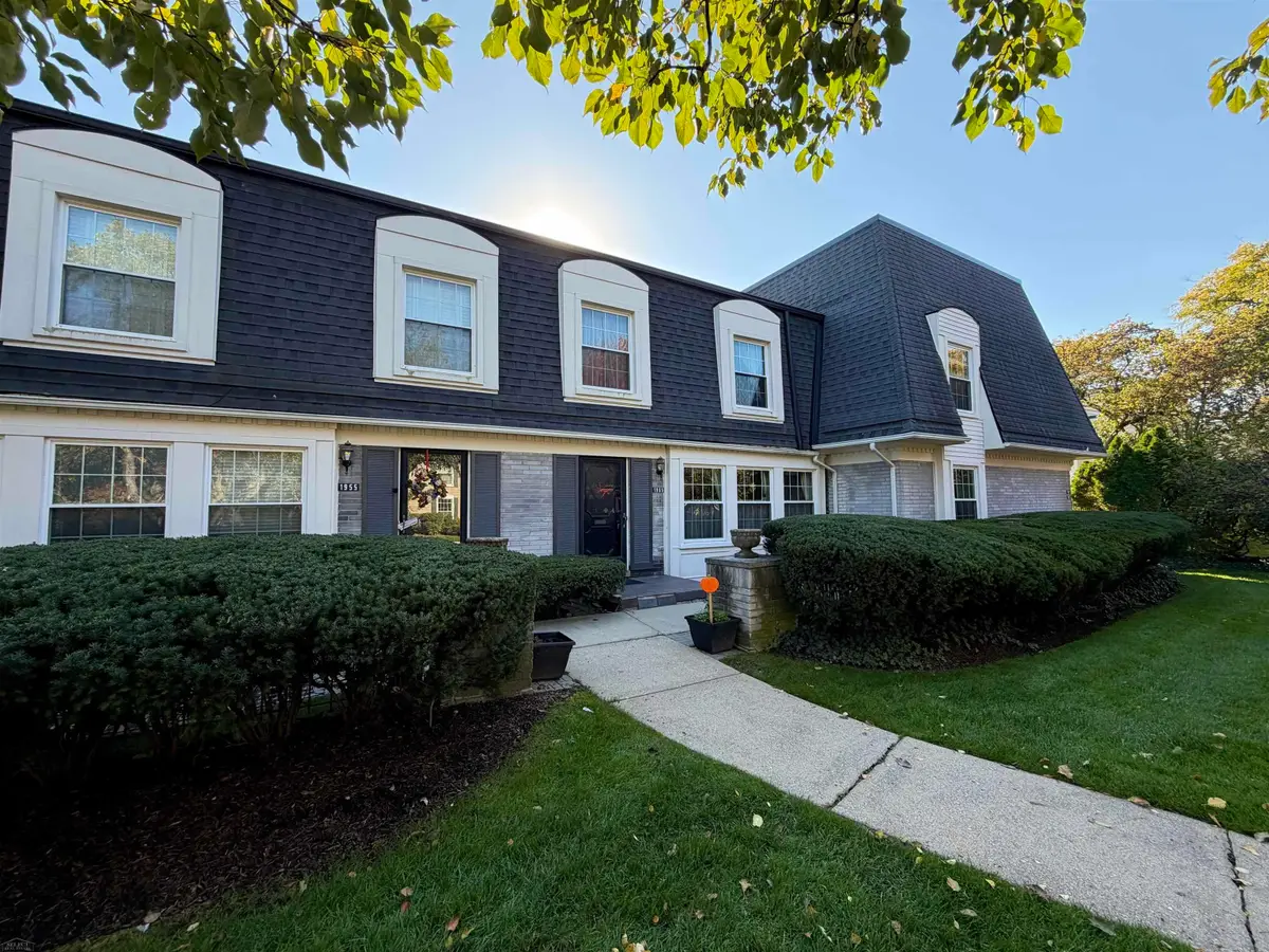 1965 Shorepointe, Grosse Pointe Woods, MI 48236 - #1