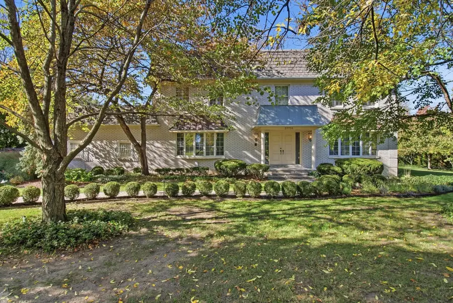 37731 E Horseshoe, Clinton Township, MI 48036 - #2
