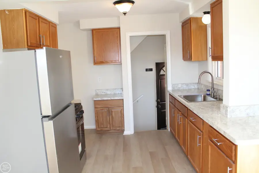 27909 Joan, Saint Clair Shores, MI 48081 - #2