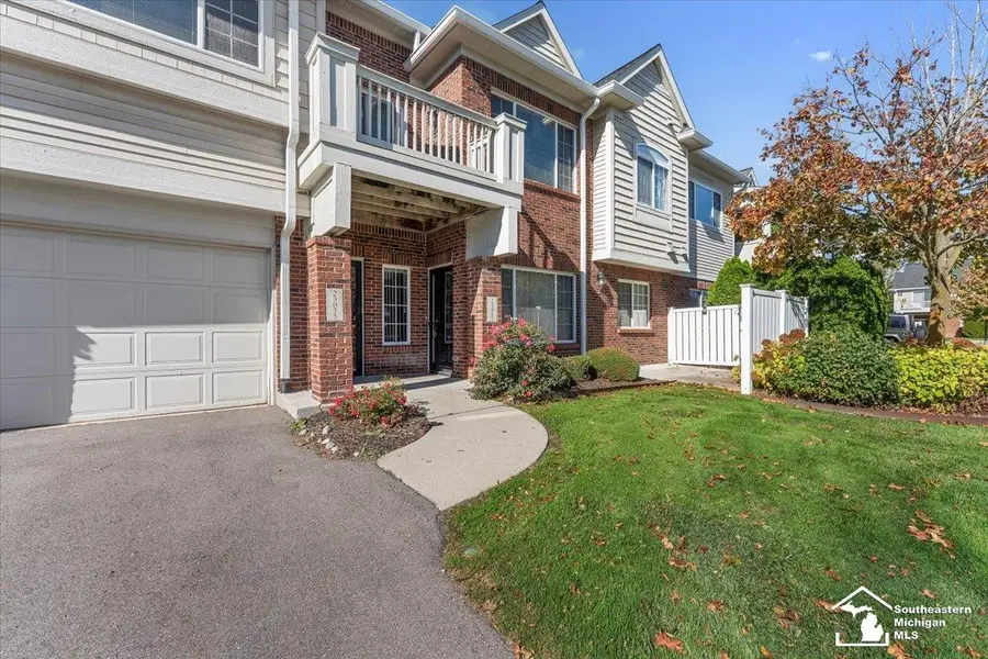 23033 Fairlane #71, Woodhaven, MI 48183 - #2