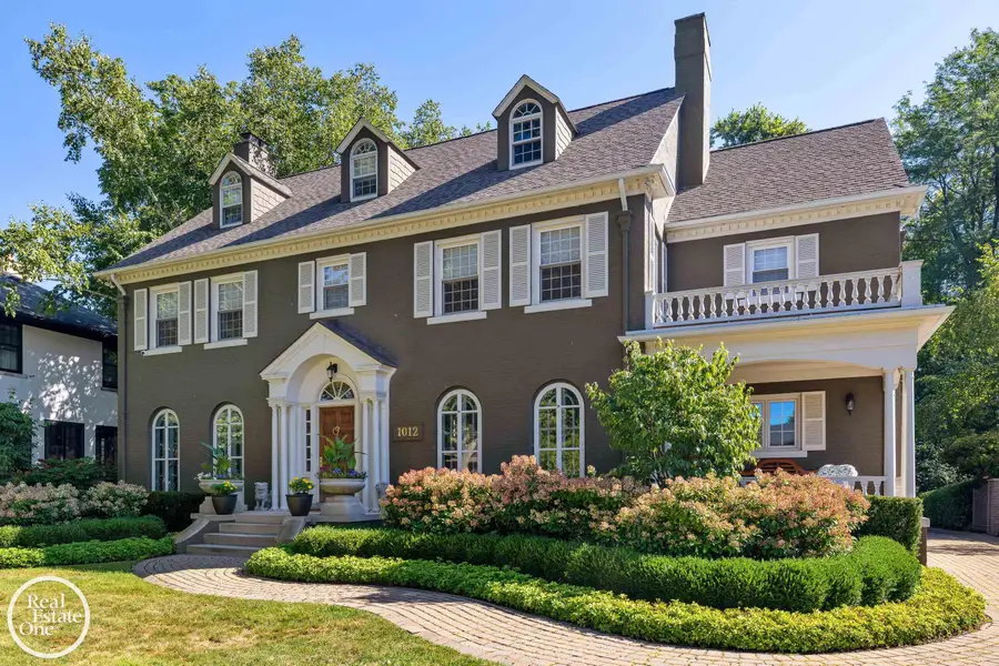 1012 Kensington, Grosse Pointe Park, MI 48230 - #2