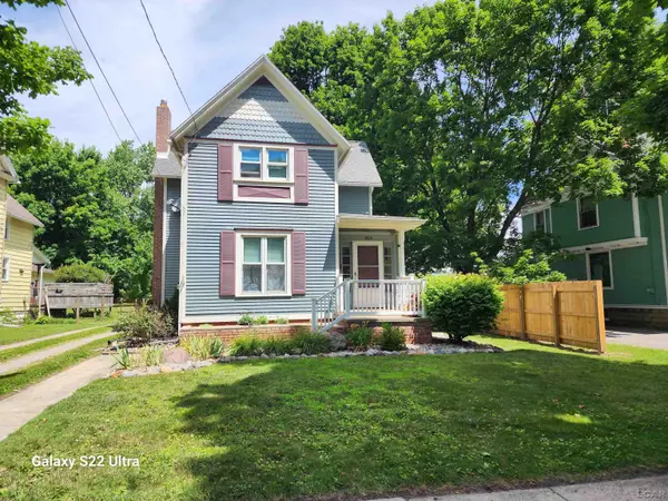 926 College, Adrian, MI 49221