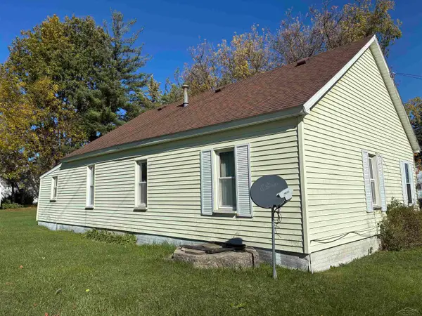 204 Macomber, Auburn, MI 48611