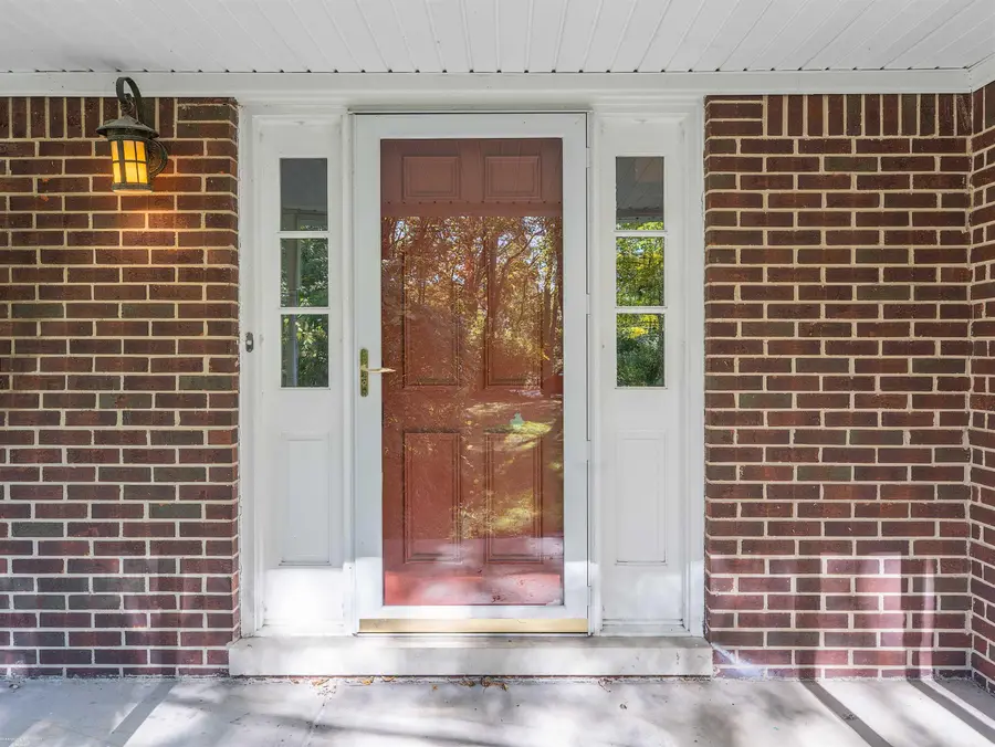 543 E Gunn, Rochester, MI 48306 - #2