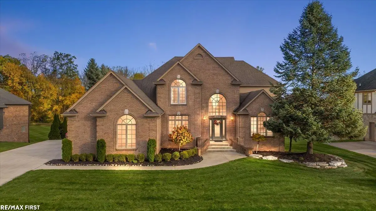 63142 Turnberry, Washington, MI 48095 - #1