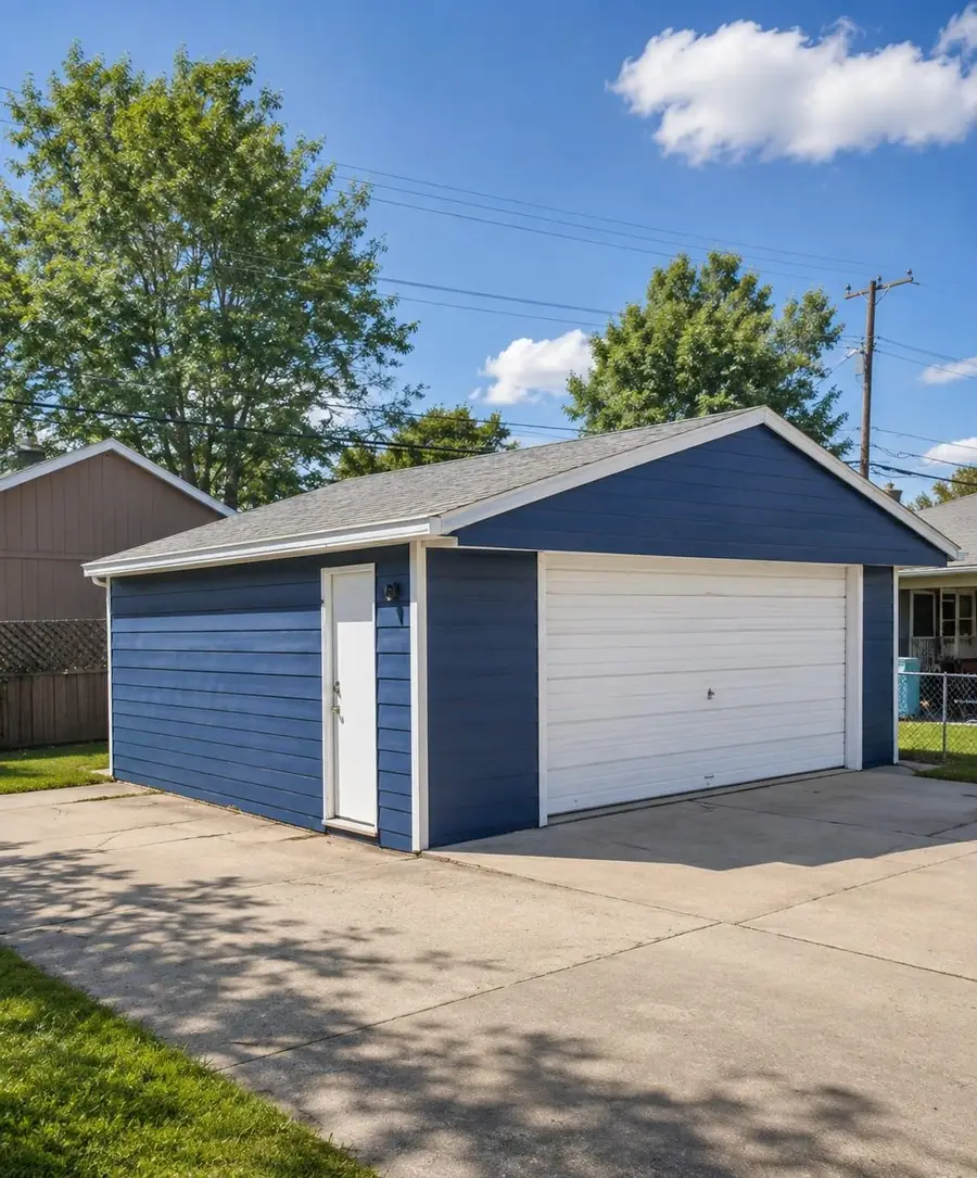 21843 Brittany, Eastpointe, MI 48021 - #2