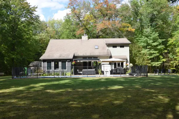 2661 W North County Line, Farwell, MI 48622