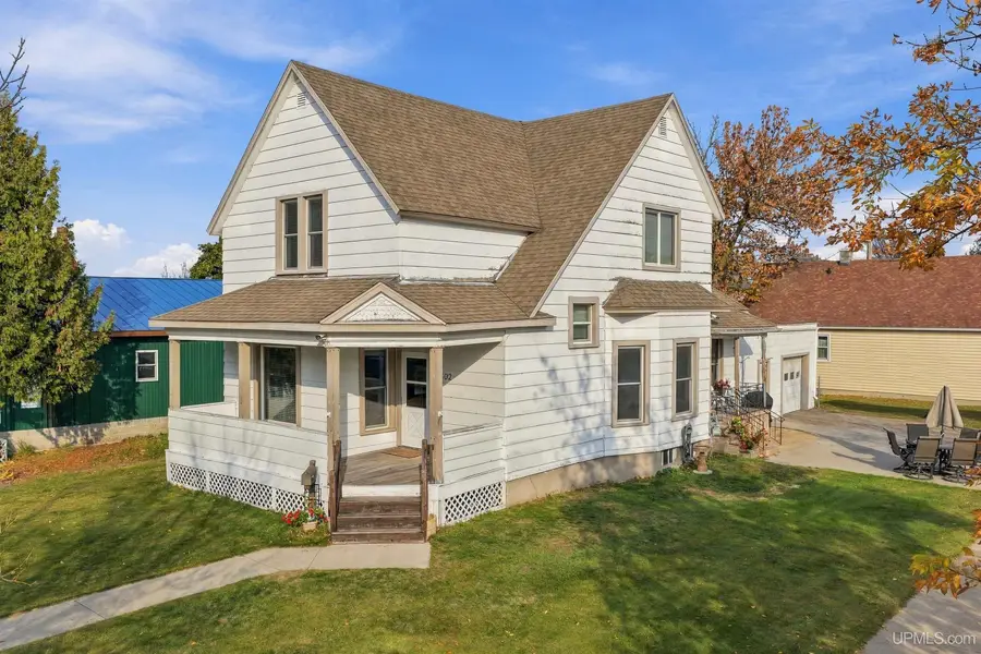 302 N 12th, Escanaba, MI 49829 - #2