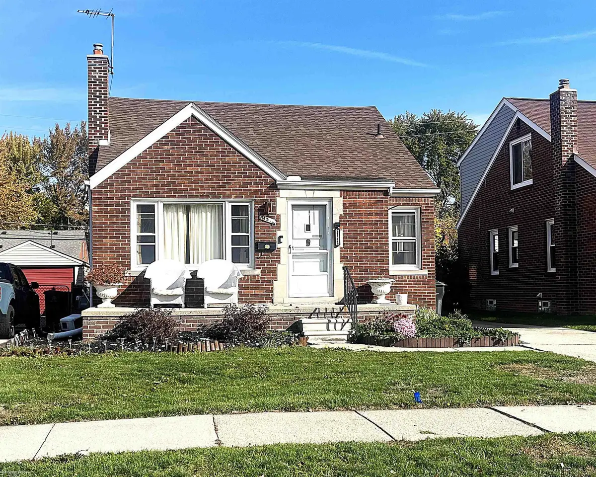 21529 Englehardt, Saint Clair Shores, MI 48080 - #1