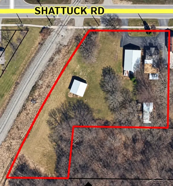 279 Shattuck, Saginaw, MI 48604