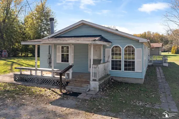 3761 Zink, Carleton, MI 48117