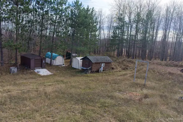 11525 M-28, Trout Creek, MI 49967